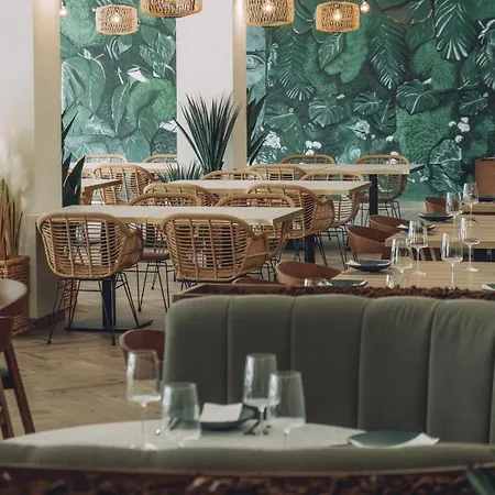 Casa Nico Oceanview Апартаменты Портиман